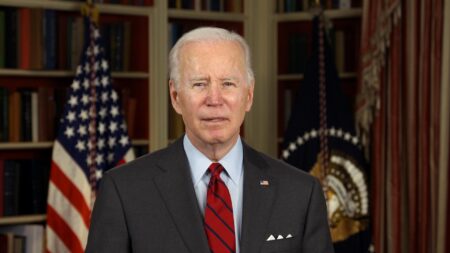Biden says federal government to cover 100% of costs for initial LA fire recovery – ABC News
