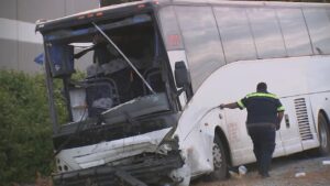 At least 1 dead, 32 injured after tour bus crash near Los Angeles, authorities say – USA Today