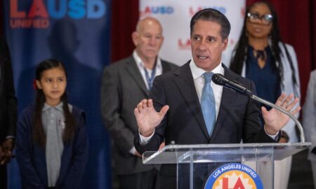 Federal officials arrived, denied entry at L.A. schools amid immigration enforcement fears – Los Angeles Times