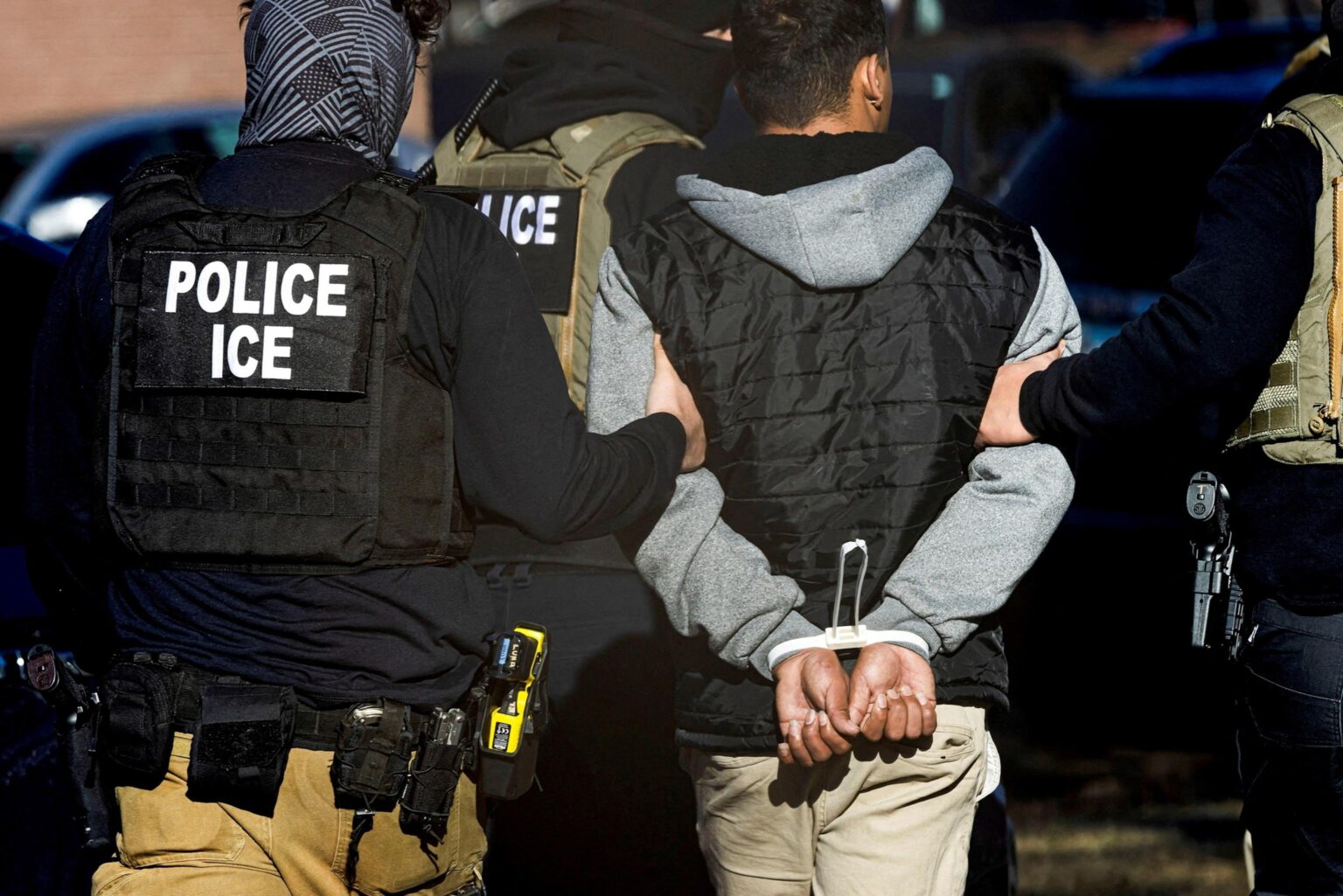 ICE arrests 956 Sunday as nationwide raids continue – NewsNation
