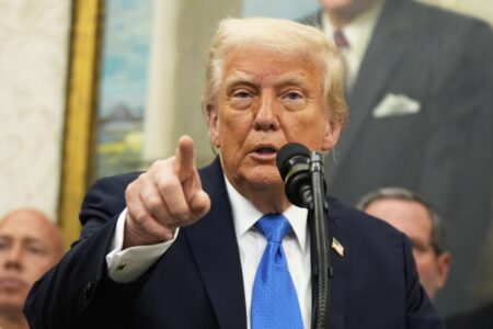 Despite pressure from courts, Trump vows to keep Abrego Garcia from returning to U.S. – Los Angeles Times