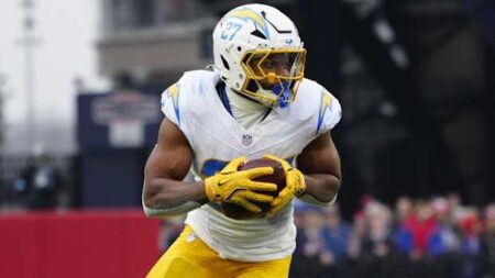 Chargers top weapon abandoning Los Angeles for AFC playoff rival? – Sports Illustrated