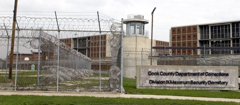 Chicago’s jail is one of the country’s biggest mental health care providers. Here’s a look inside. – Mother Jones