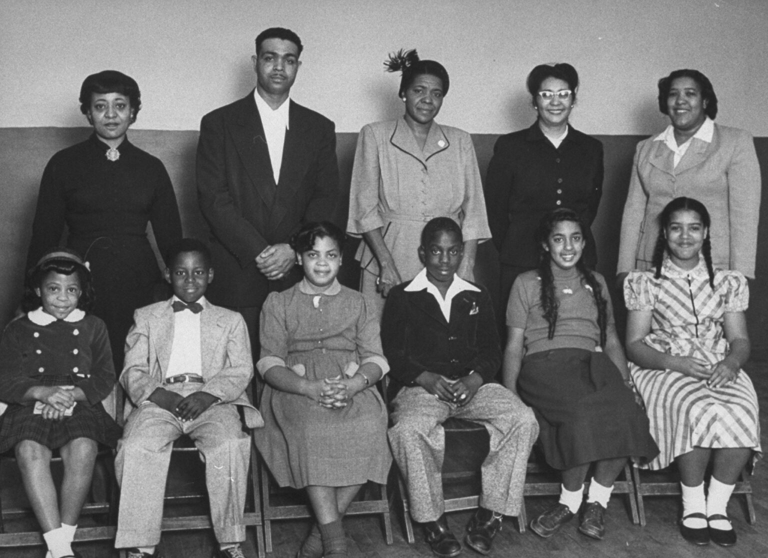 Black parent sues after Los Angeles school project had students pick cotton – The Guardian