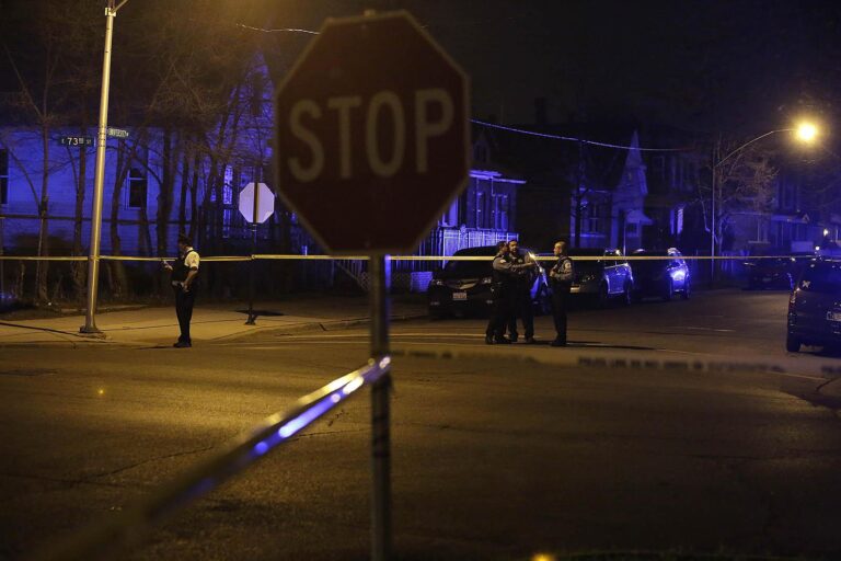 All big cities have a violence problem. Chicago’s is different. – Crain’s Chicago Business