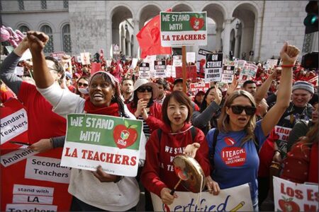 Los Angeles’ striking teachers reach ‘historic’ settlement with school district – USA Today