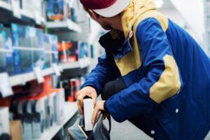 Shoplifting on the rise this year, report shows – Retail Dive
