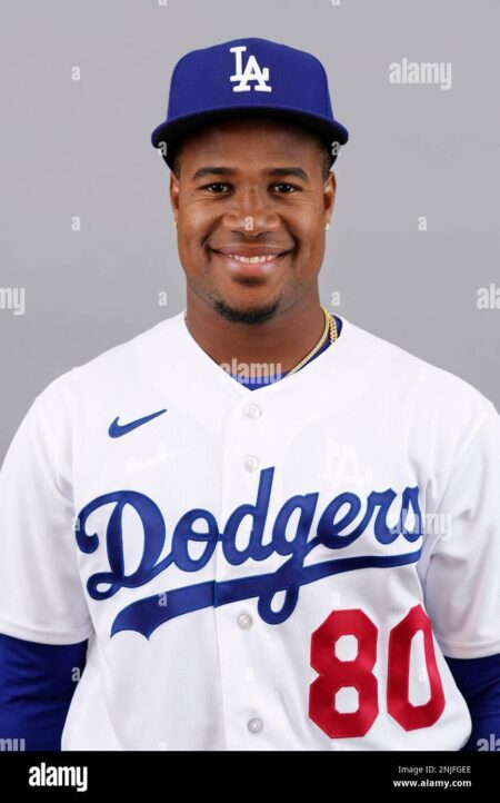 Dodgers Infielder Needs Surgery to Repair Sports Hernia – Sports Illustrated