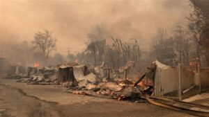 ‘I have nothing to go back to’ – LA fires heartbreak – BBC