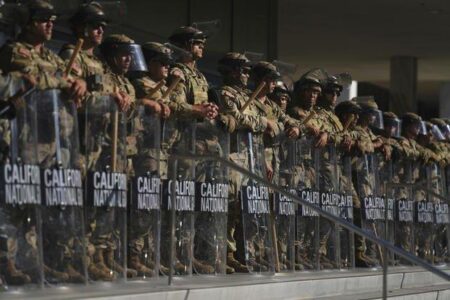 Troops and marines deeply troubled by LA deployment: ‘Morale is not great’ | Los Angeles Ice protests – The Guardian