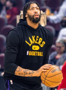 Anthony Davis, Luka Doncic trade debate sparks again after controversial list – Sports Illustrated
