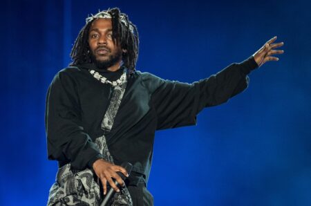 Kendrick Lamar reps L.A. unity at Forum, performs ‘Not Like Us’ marathon, brings out Dr. Dre – Los Angeles Times