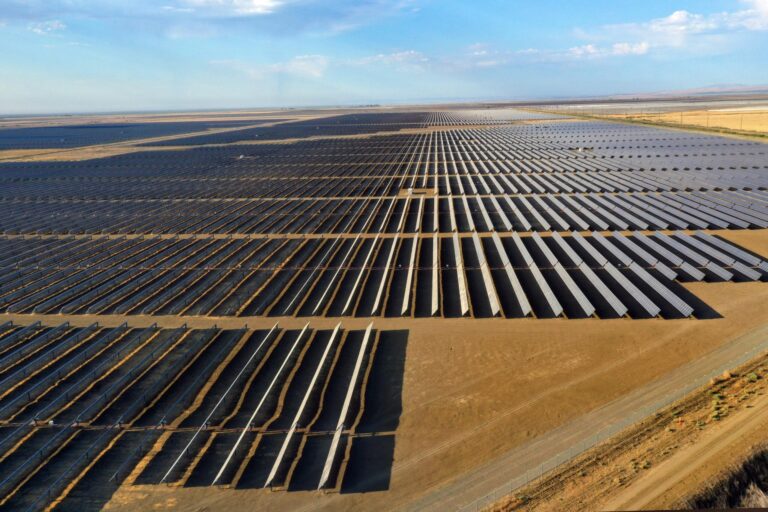 Commentary: California needs a little less farmland, a lot more solar power – Los Angeles Times