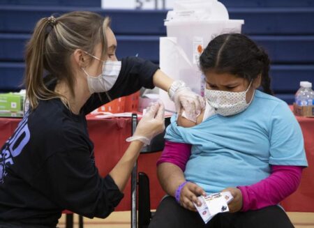 Los Angeles schools put off a student vaccine mandate until fall 2022. (Published 2021) – The New York Times