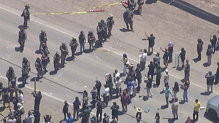 They’re not just ICE. Who’s carrying out out Southern California immigration raids – CalMatters