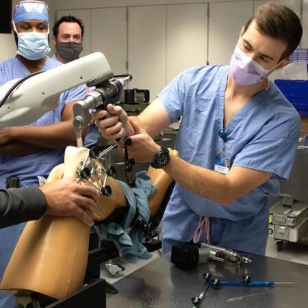 How to Prepare Academically to Become an Orthopedic Surgeon – U.S. News & World Report