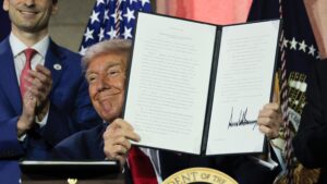 Tech companies want to move fast. Trump’s ‘AI Action Plan’ aims to cut ‘red tape’ – Los Angeles Times