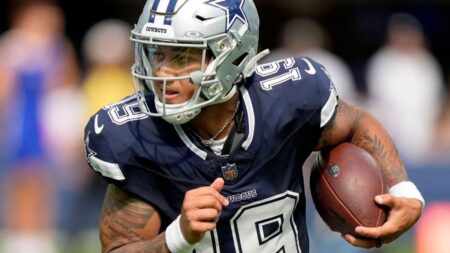 Chargers’ rising backup Trey Lance gets glowing 1-word review – Sports Illustrated