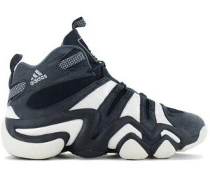 Kobe Bryant’s Patriotic Adidas Sneakers Will Return After 25 Years – Sports Illustrated