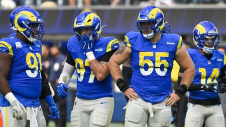 Star Rams Defender Catches Praise For Big Time Efforts – Sports Illustrated