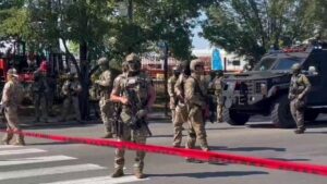 Chicago mayor signs order to resist possible Trump troop deployment – Al Jazeera