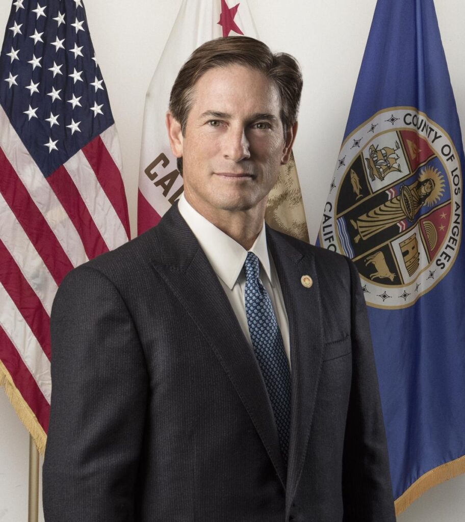 Los Angeles district attorney allows prosecutors to seek death penalty again – The Guardian