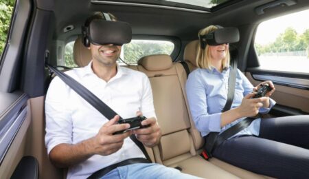 Porsche and Holoride launch in-car virtual reality attraction in a moving vehicle – Porsche Newsroom