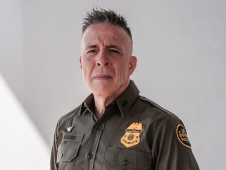 Inside the Tactics Immigration Agents Use to Boost Arrest Numbers: Insights from Gregory Bovino Gregory Bovino, Head of Los Angeles Campaign, Shows How Immigration Agents Rack Up Arrests – WTTW News