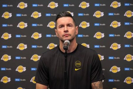 Lakers’ JJ Redick Opens Up About the First Call He Made in Free Agency This Summer Lakers’ JJ Redick Reveals ‘First Person I Called in Free Agency’ This Summer – Sports Illustrated