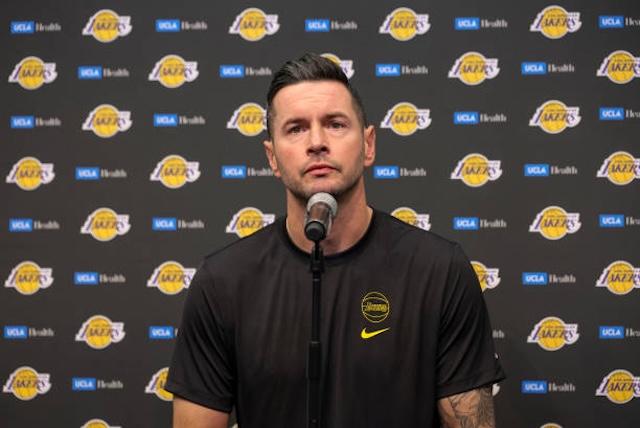 Lakers’ JJ Redick Opens Up About the First Call He Made in Free Agency This Summer Lakers’ JJ Redick Reveals ‘First Person I Called in Free Agency’ This Summer – Sports Illustrated
