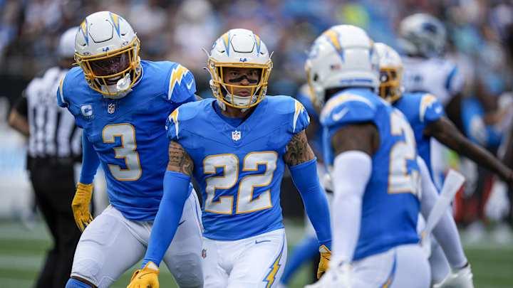 Winners, losers from Chargers’ Monday night win over the Raiders include nasty defense – USA Today