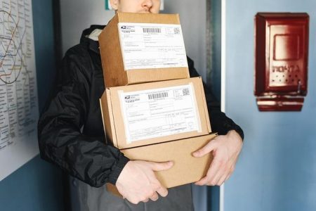 The Postal Service may be out of cash in 2027 without Congress’ help, postmaster says – NPR