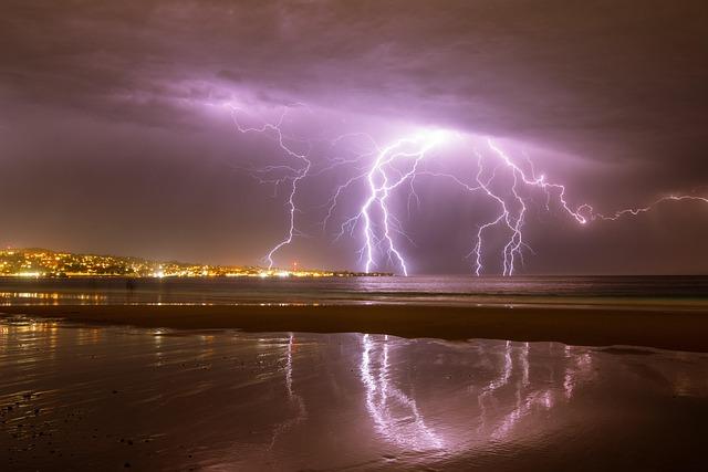 Christmas weather alert: heavy storms soaking California while snow piles up across the Northeast Christmas weather forecast from California storm to Northeast snow – ABC News – Breaking News, Latest News and Videos